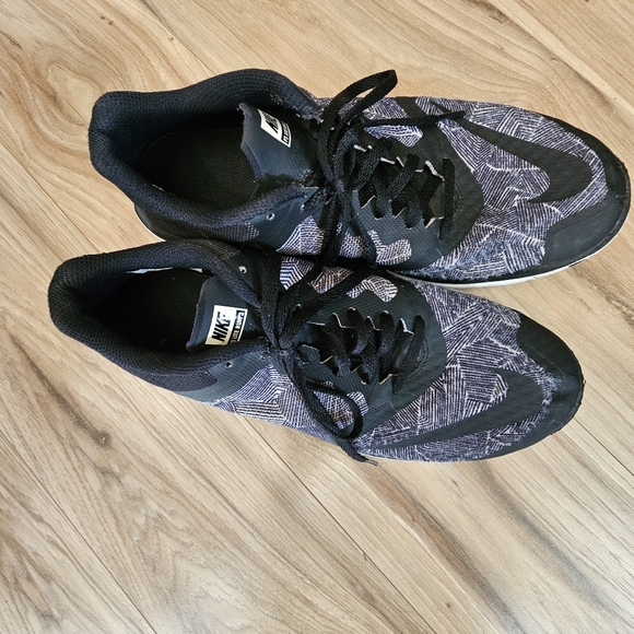 Nike FS Lite Run 3 Sneakers Womens Performace Running Shoe  Size 9 Black/Gray - Picture 5 of 11